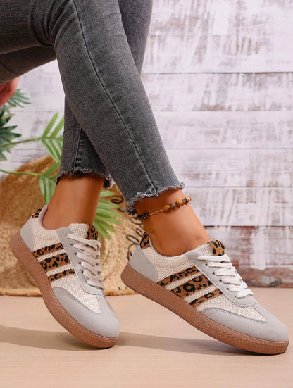 LEOPARD PRINT SNEAKER [LIMITED EDITION]